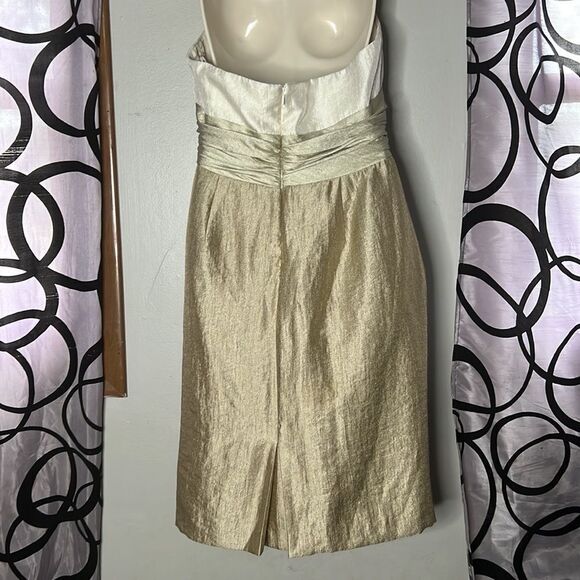 Jones New York, gold metallic halter dress size 10 petite - Picture 13 of 13